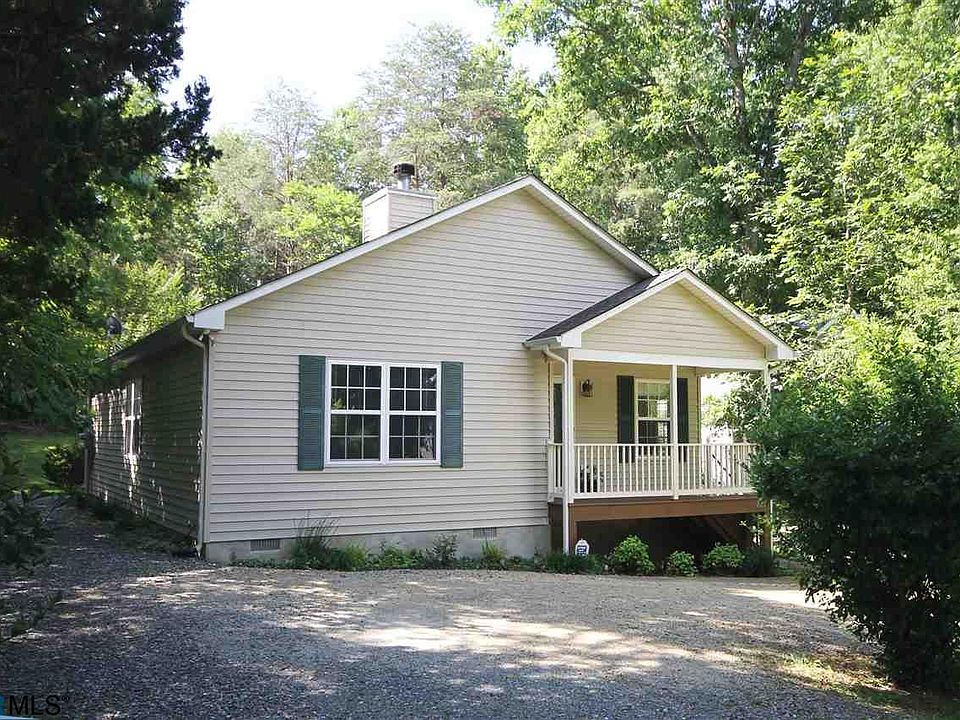 1st image of 222 Locust Dr