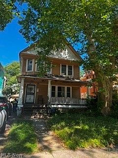 2nd image of 669 E 117th St