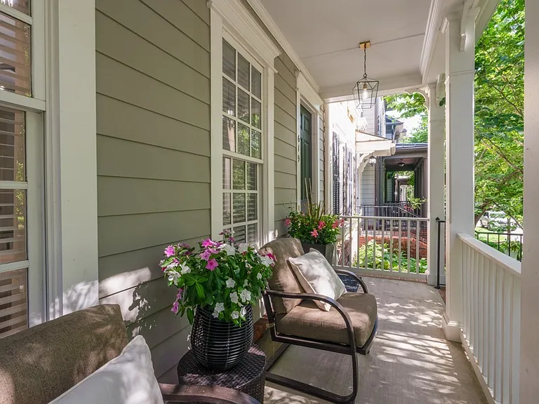619 Cheltenham Ave — Photo 4