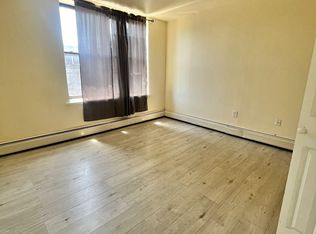 136 Grant Ave APT 3A, Jersey City, NJ 07305