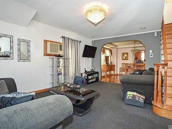 3rd image of 107-25 124th St