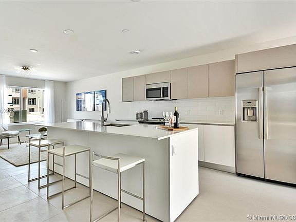 3rd image of 19380 NE 26th Ave #2106