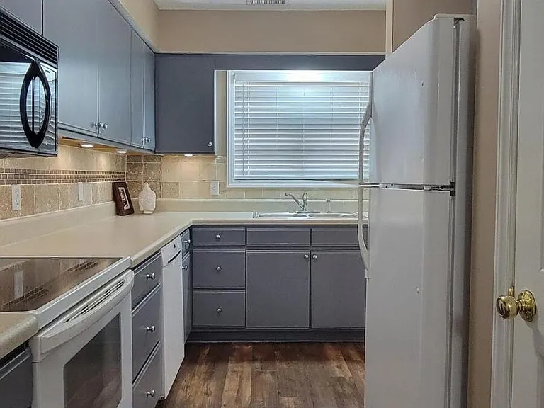 105 Sunshine Ln #A — Photo 18