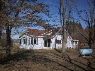 2949 Long Rd, Beaverton, MI 48612