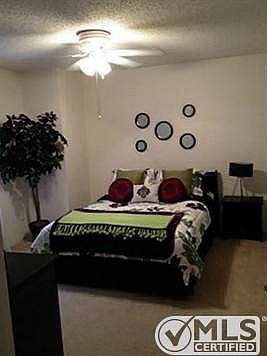 4th image of 1016 Peacock Dr