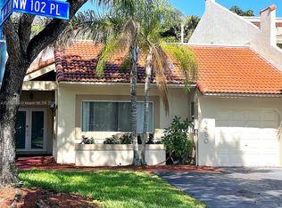 4450 NW 102nd Pl, Doral, FL 33178