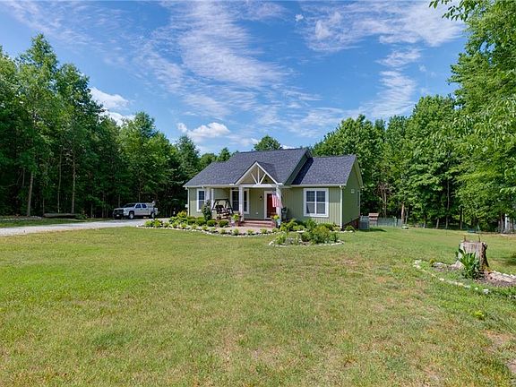 3rd image of 21749 Farmers Ln