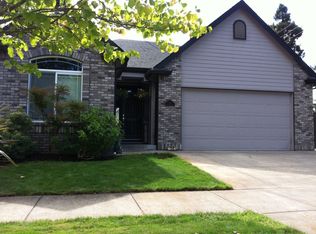 24 Springwood Dr, Eugene, OR 97404