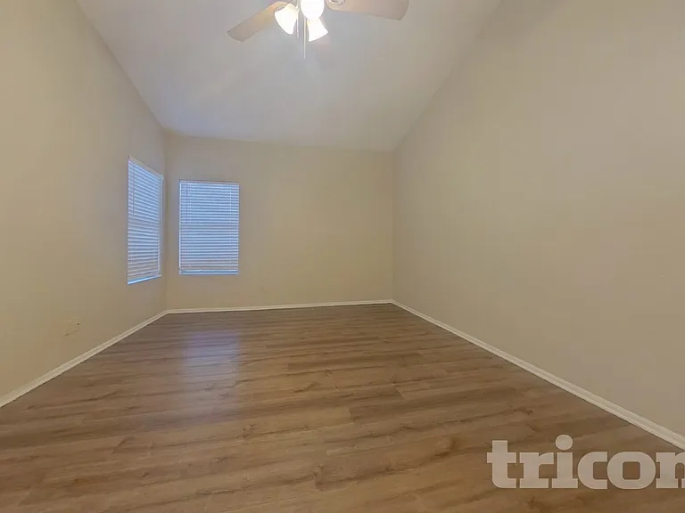 11619 W Cyprus Dr — Photo 5