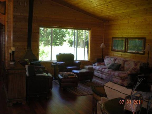 4th image of 58 Bluebird Ln
