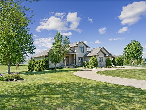 3rd image of 5811 Shiloh Ln
