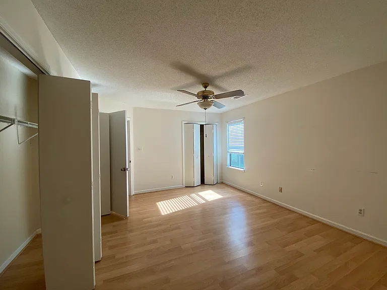 19 Briar Gate Ln — Photo 22