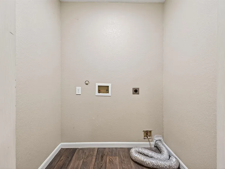 1708 Sycamore Ave — Photo 15