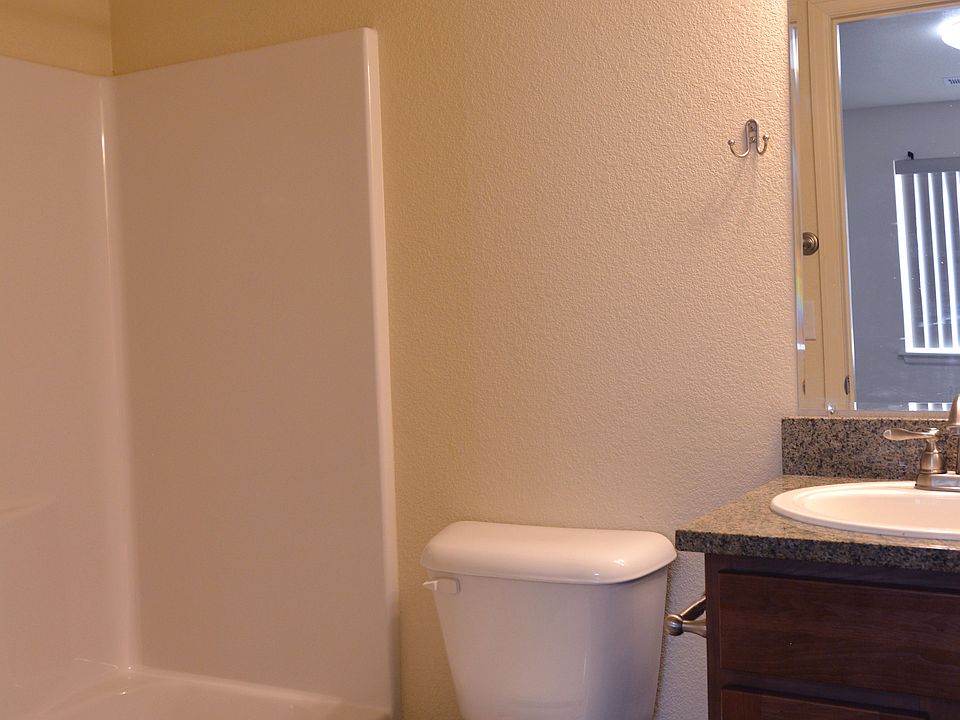 En Suite Bathroom_05312022
