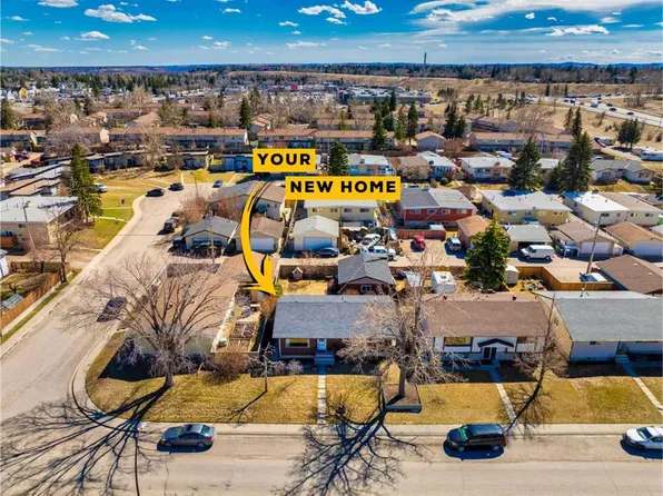 23 N Queen Isabella Close SE, Calgary, AB T2J 3R2