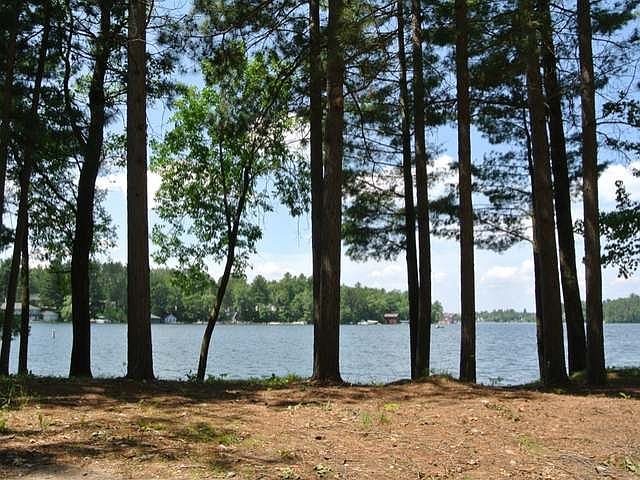 1st image of 2 W Brinkland Cir