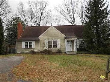 1st image of 504 Scenic Dr