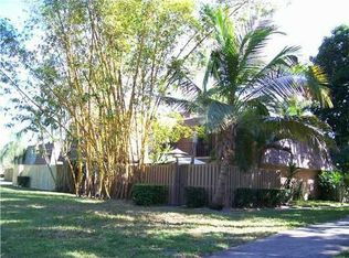 1003 10th Ct, Palm Beach Gardens, FL 33410