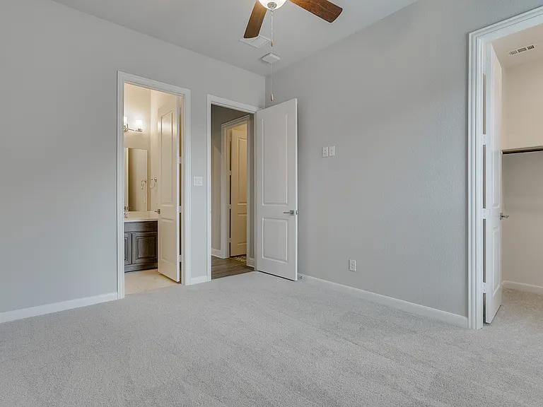 708 Blueberry Way — Photo 25