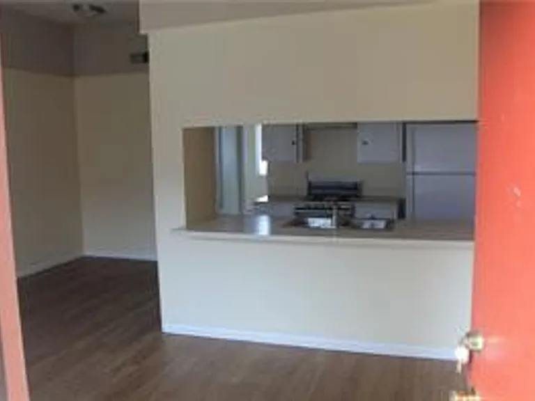 2408 Longview St — Photo 31
