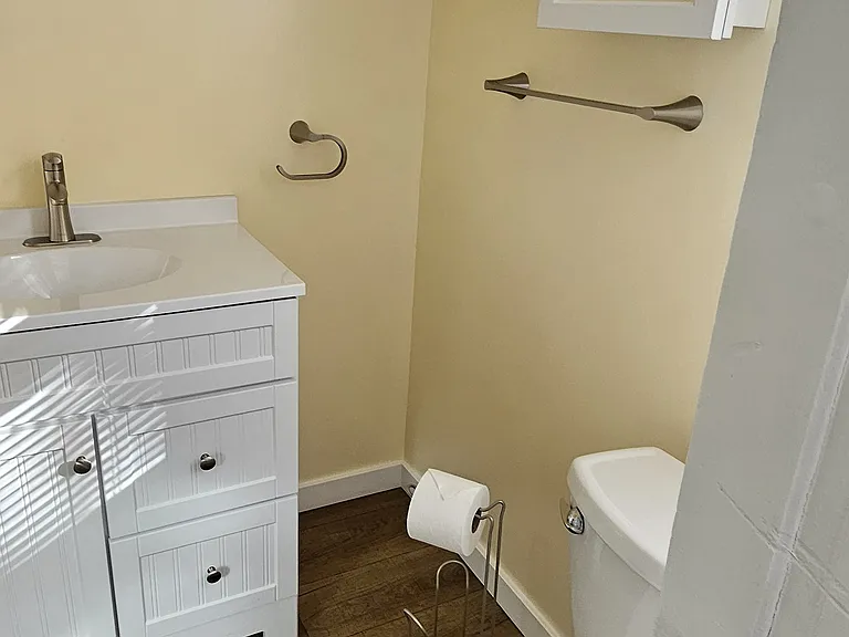 206 E Danaher St #3 — Photo 1