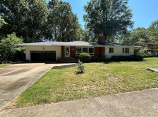 145 W Howe Rd, Tallmadge, OH 44278