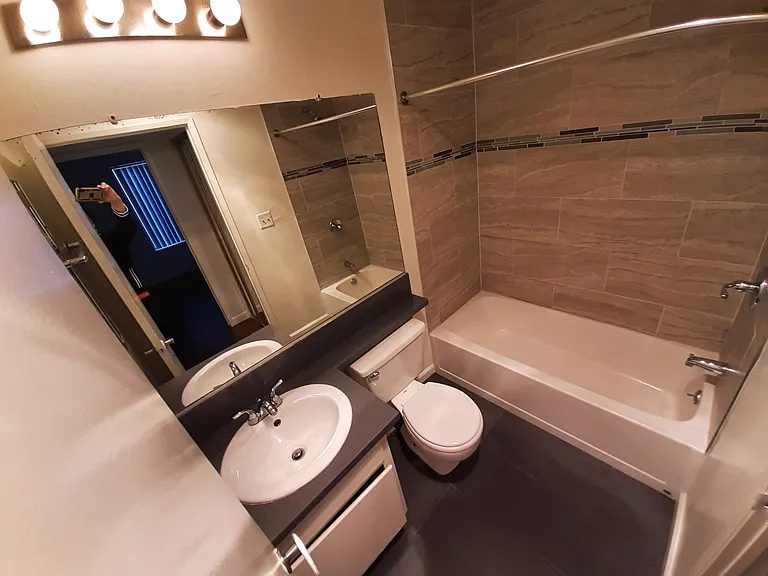 Sierra Apartments, LLC — Photo 9