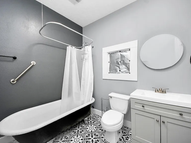 2502 Saltus St #3 — Photo 25