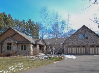 12405 Riverview Trl N, Stillwater, MN 55082