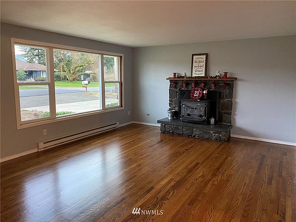 5th image of 4053 324th Ave SE