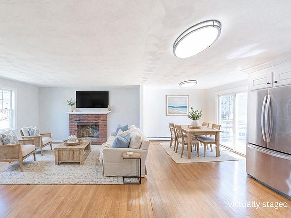 3rd image of 9 Meredith Drive