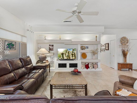 4th image of 15651 W DESERT CROWN Way