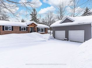 1127 Sunnidale Rd, Springwater, ON L9X 0R9