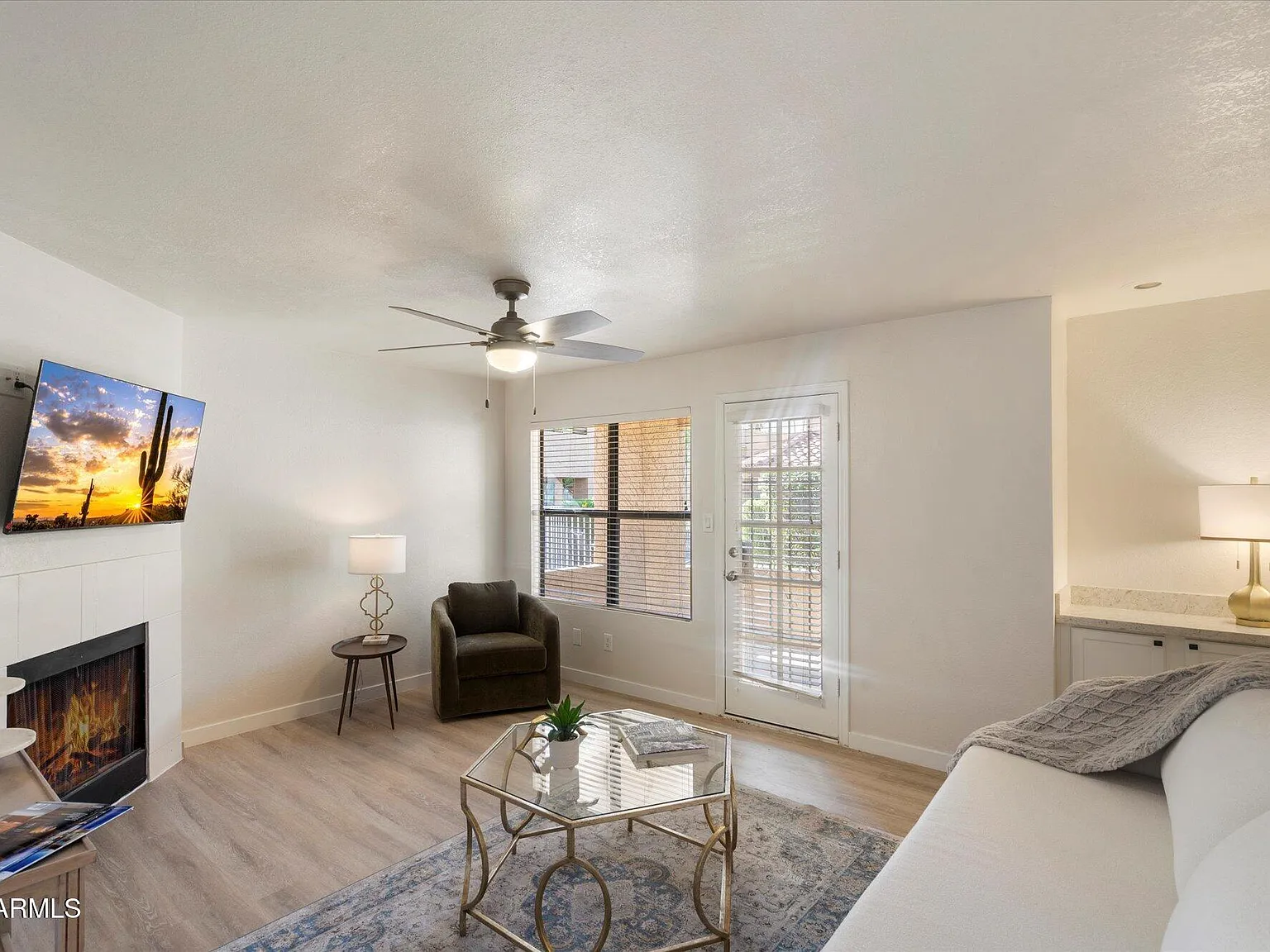 2 bed, 2.0 bath, 1053 sqft, $2,995 — Photo 4