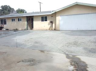 11460 Prager Ave, Sylmar, CA 91342