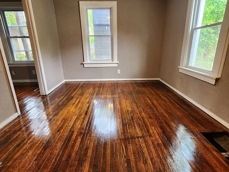 11 Riverview Pl — Photo 2