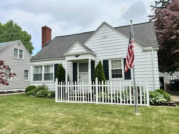 2367 15th St, Cuyahoga Falls, OH 44223