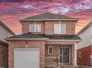 1720 Radcliffe Dr, Oshawa, ON L1K 2T1