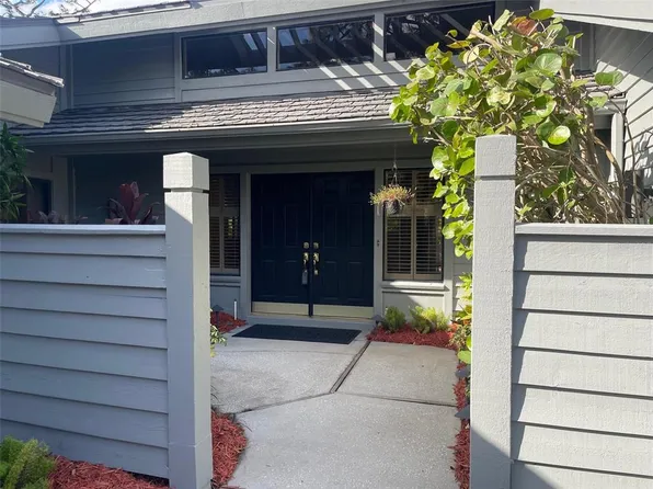 5357 Cobblestone Ct, Zephyrhills, FL 33543