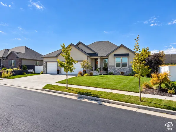 1203 W Pitchfork Rd, Murray, UT 84123
