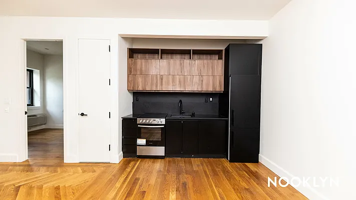 Rented by Nooklyn NYC LLC | media 80