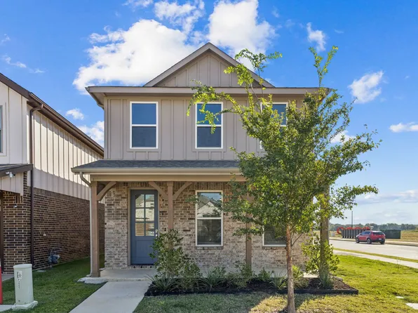 2601 Tanager St, Fort Worth, TX 76118