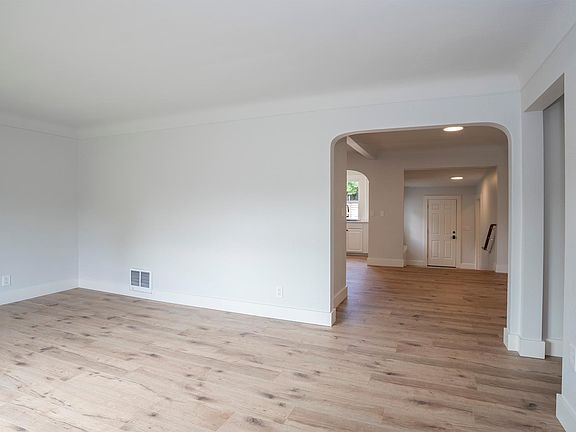 Living room + Hallway