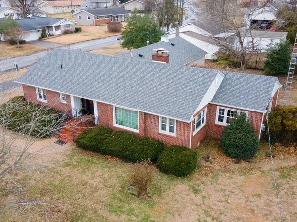 205 N Horrell Ave, West Frankfort, IL 62896