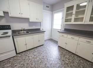 930 Hemlock Ln, Charlottesville, VA