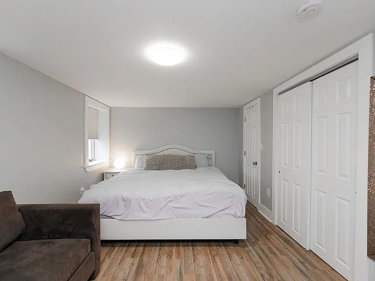 8 Elizabeth St #1 — Photo 7