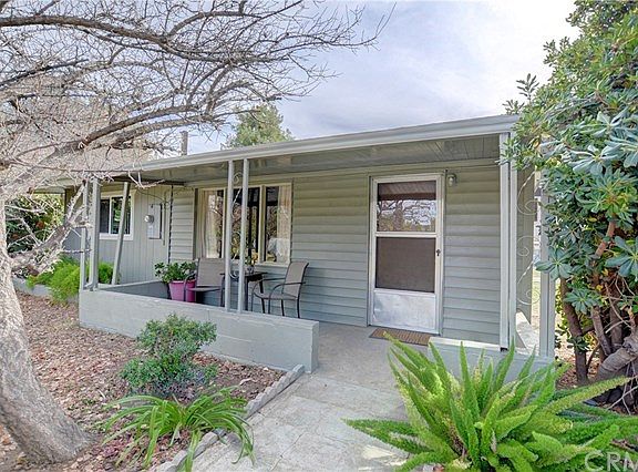 5th image of 41573 Johnston Ave