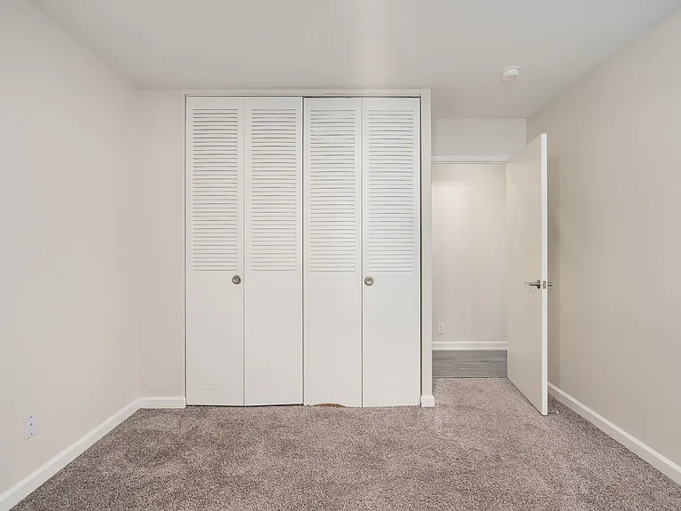 500 E Fulton St — Photo 7