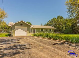 16925 Ebel Rd, Wamego, KS 66547