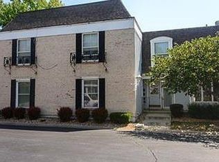 8721 Riggs Ln, Overland Park, KS 66212